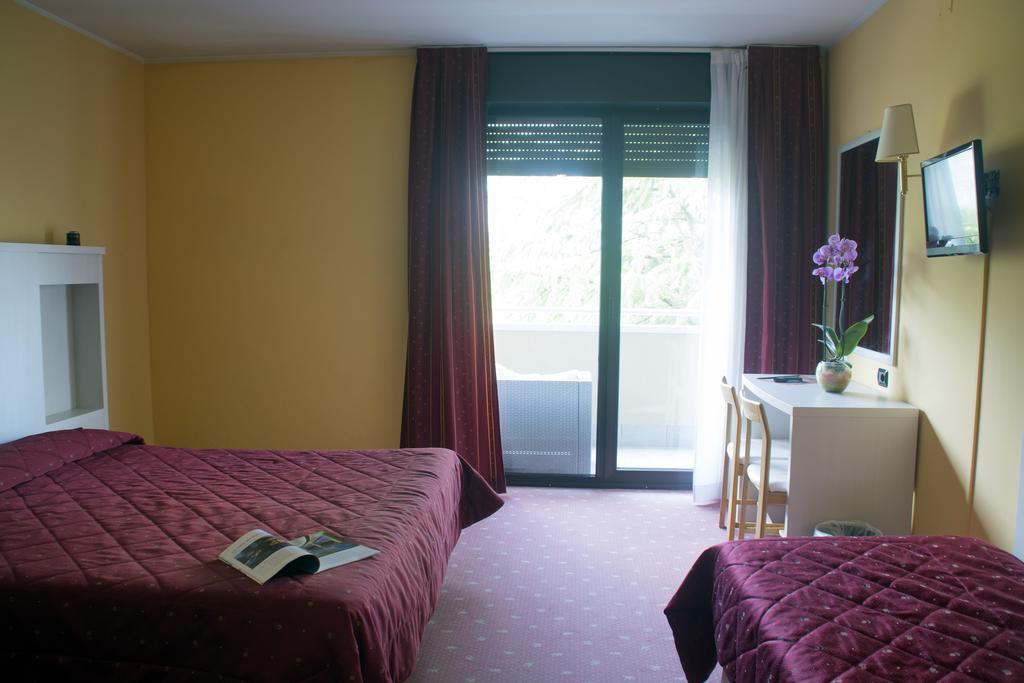 Hotel Bavaria Levico Terme Eksteriør billede