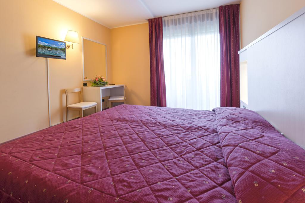 Hotel Bavaria Levico Terme Eksteriør billede