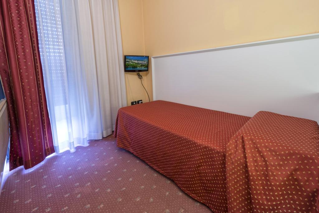 Hotel Bavaria Levico Terme Eksteriør billede